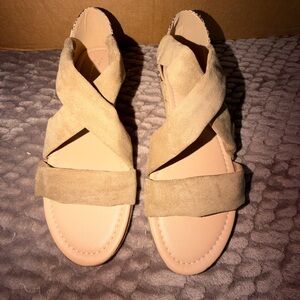 Women's Tan Sandals